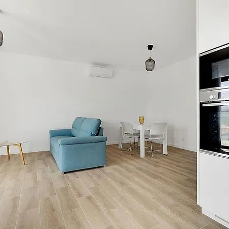 14 Esteva 2ºf 5 Min To The شقة